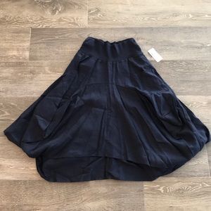 Nieman Marcus Navy Linen Skirt